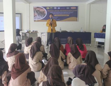 Mahasiswa Unsur Bekali Siswa SMA IABS Skill Kewirausahaan